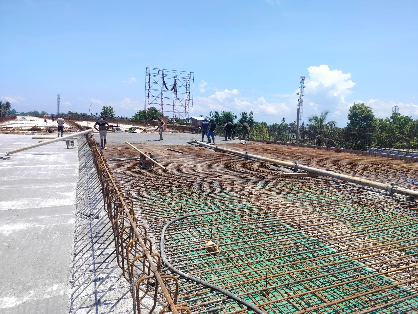 Bridge deck construction in progress